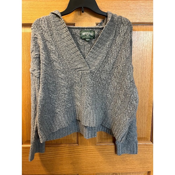 American Eagle Outfitters Sweaters - American Eagle Outfitters Gray Hooded Cable Knit V-Neck Sweater Long Sleeve XS